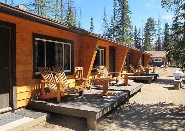 New cabins along Quiniscoe Lake, Cathedral Lakes Lodge