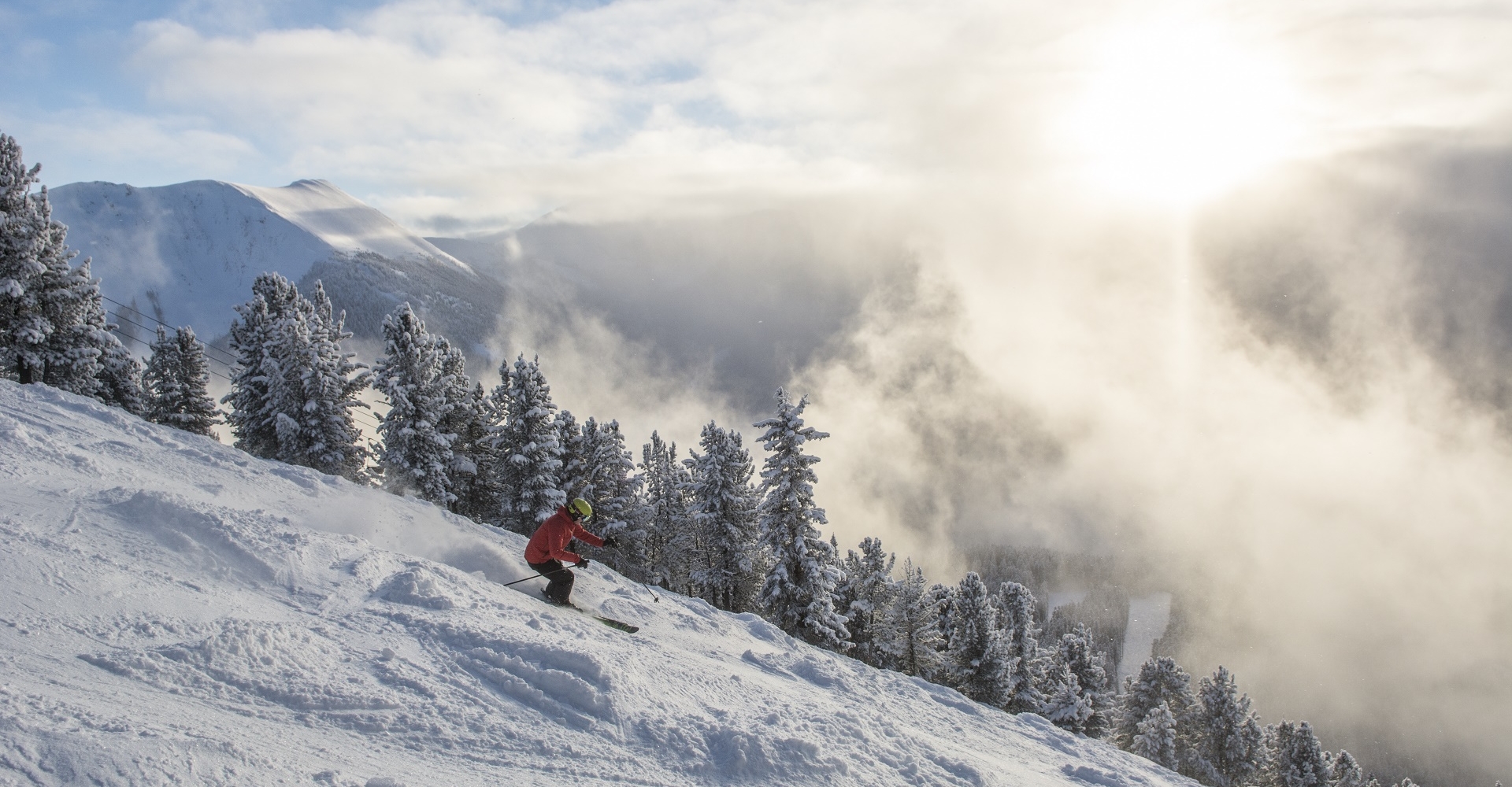 Downhill skiing at Panorama Mountain Resort | Kari Medig