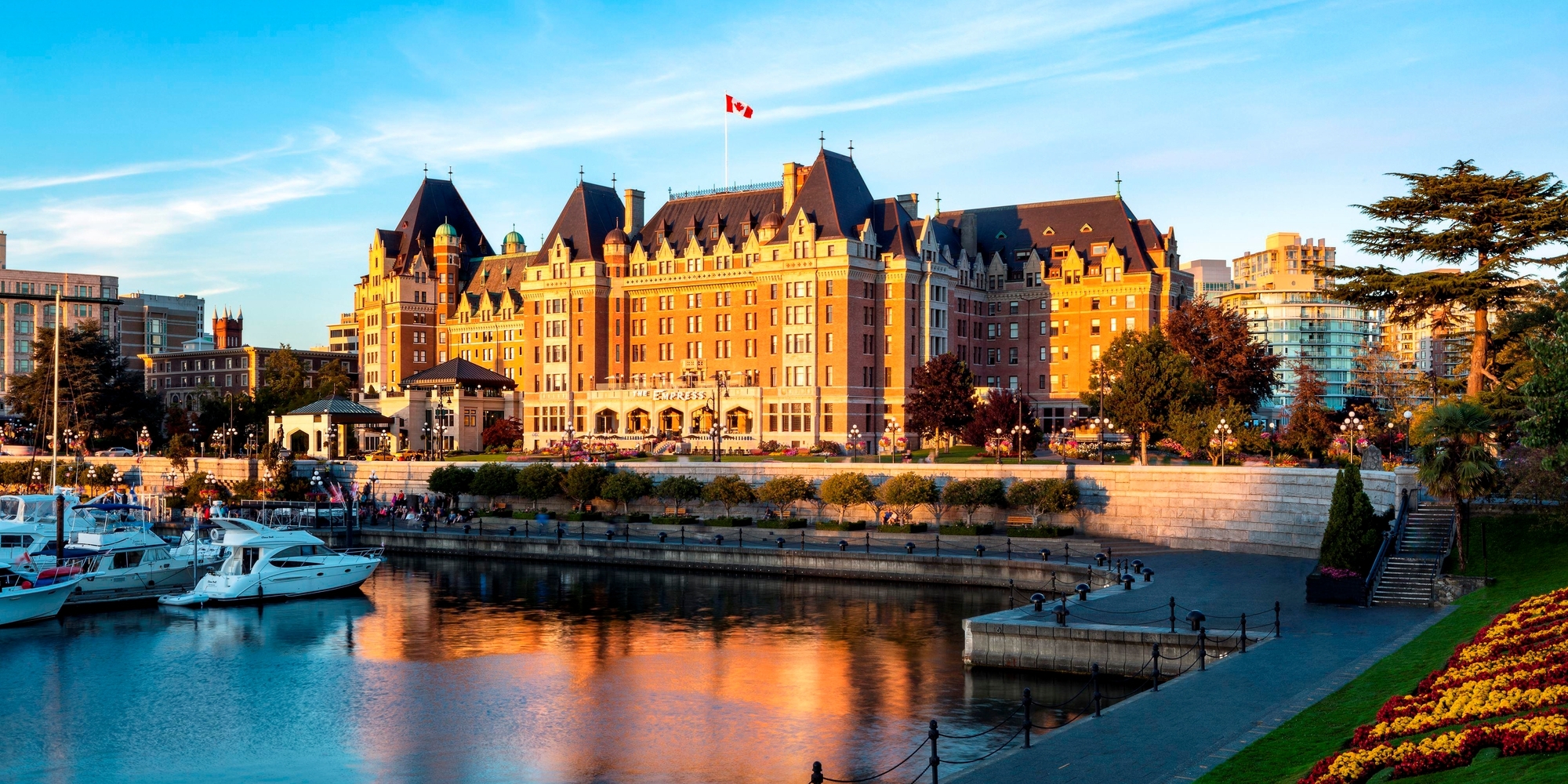 Victoria inner harbour and the Fairmont Empress hotel